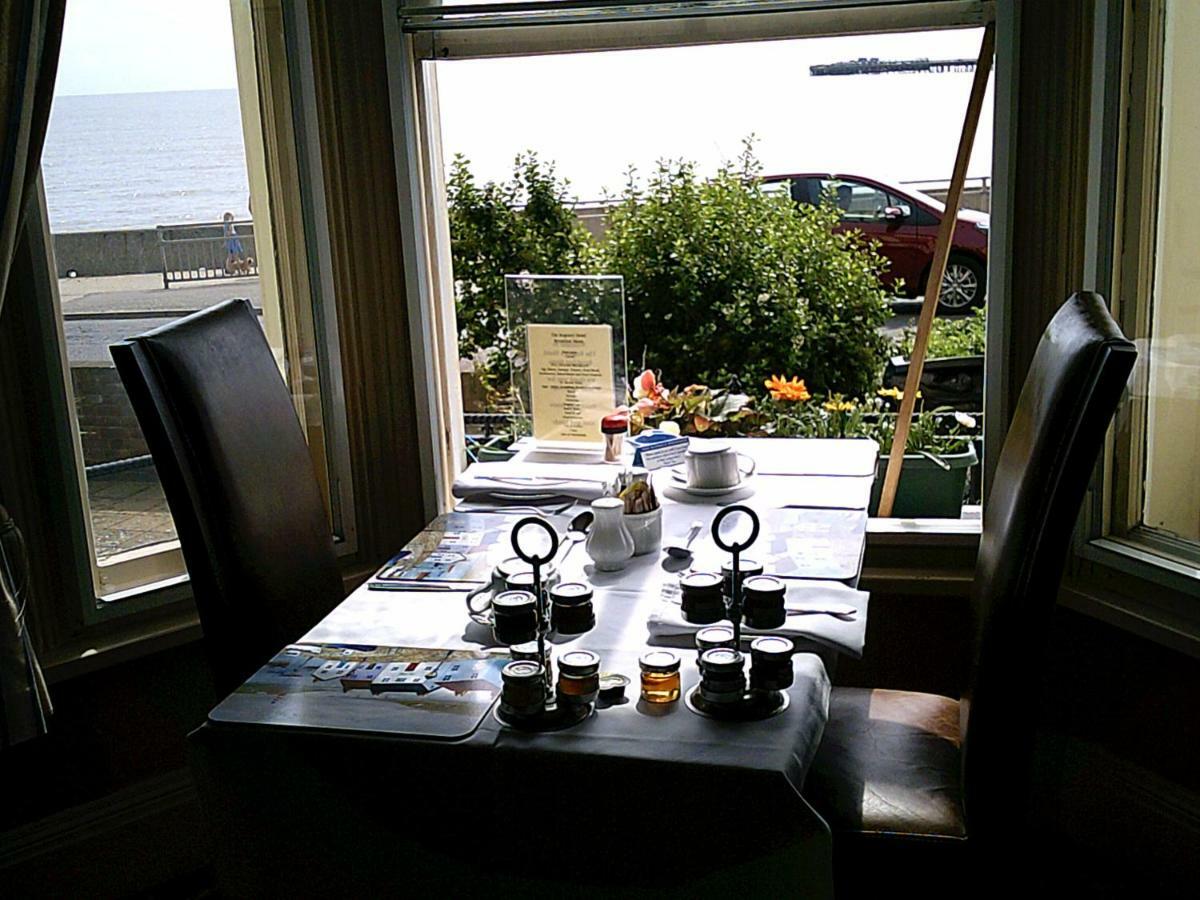 Bed and Breakfast Regency House Walton-on-the-Naze Exterior foto